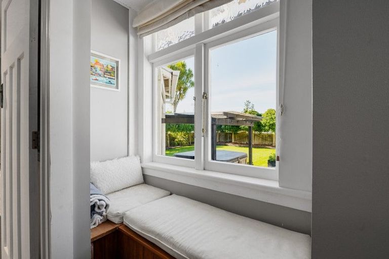 Photo of property in 16 Parr Street, Frankton, Hamilton, 3204