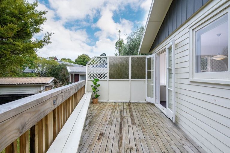 Photo of property in 55 Mcdowell Crescent, Hillcrest, Auckland, 0627