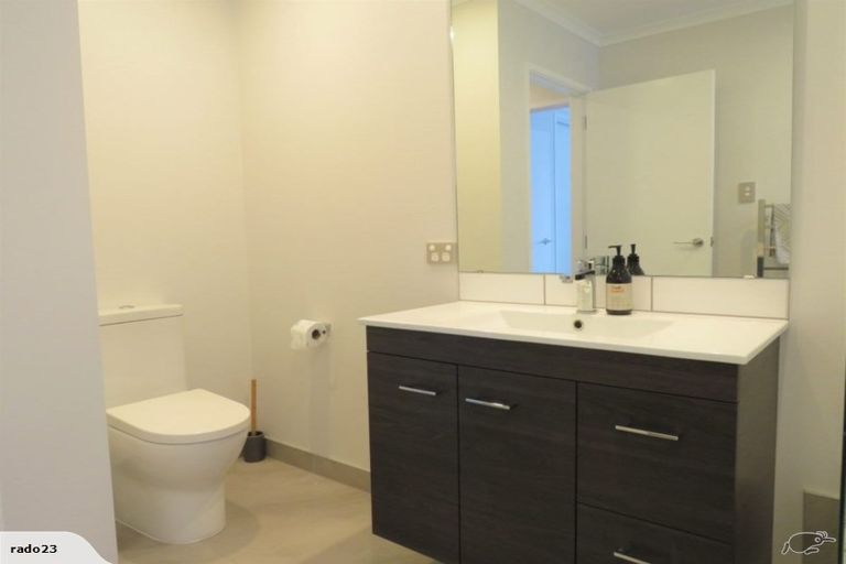 Photo of property in 2 Sidney Wallingford Way, Hobsonville, Auckland, 0616