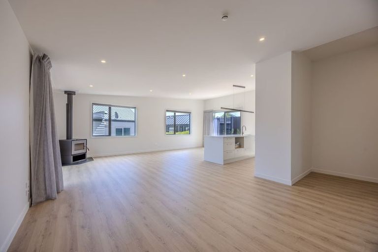 Photo of property in 3 Landsborough Lane, Wanaka, 9305