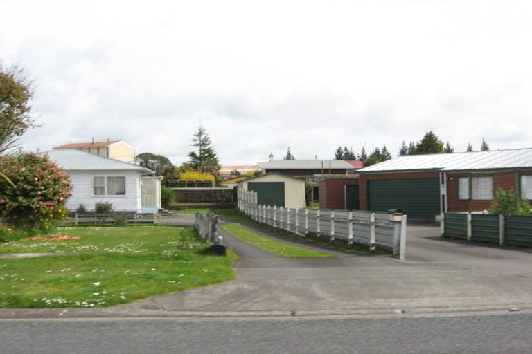 Photo of property in 12a Richmond Street, Inglewood, 4330