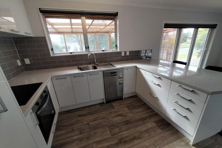 Photo of property in 9b Moyne Avenue, Milson, Palmerston North, 4414