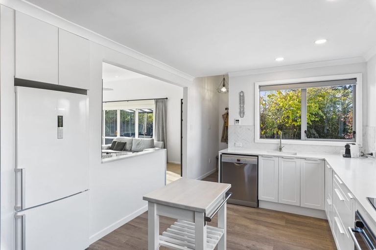 Photo of property in 141 Alexander Road, Raumati Beach, Paraparaumu, 5032