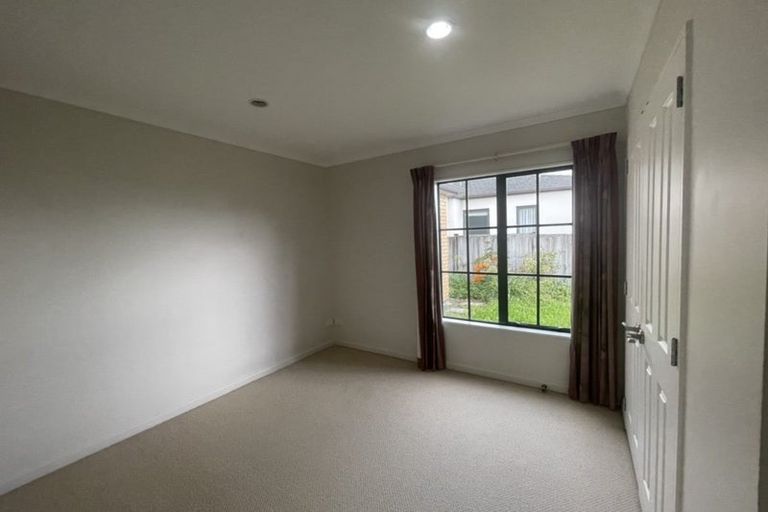 Photo of property in 459 Old Te Atatu Road, Te Atatu Peninsula, Auckland, 0610