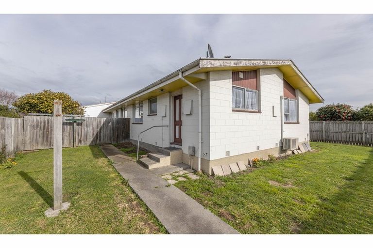 Photo of property in 1/90 Charles Street, Waltham, Christchurch, 8011