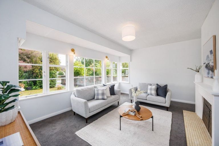 Photo of property in 63 Savage Crescent, West End, Palmerston North, 4412