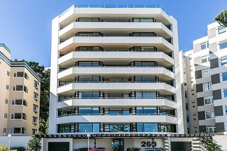 Photo of property in 260u6 Oriental Parade, Oriental Bay, Wellington, 6011