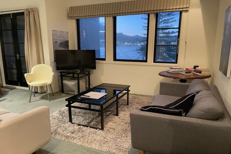 Photo of property in 1u2 Hay Street, Oriental Bay, Wellington, 6011