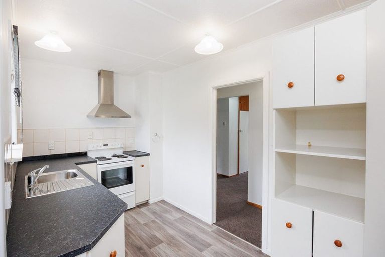 Photo of property in 16 Lancaster Street, Highbury, Palmerston North, 4412