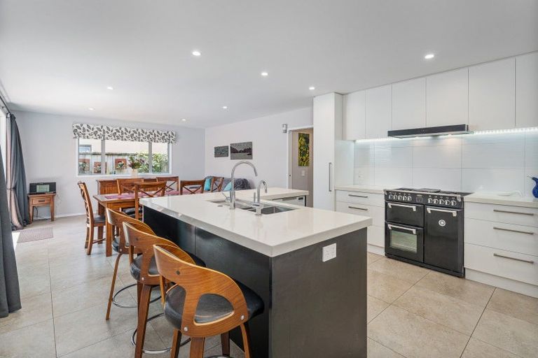 Photo of property in 21 Debenham Drive, Whitianga, 3510