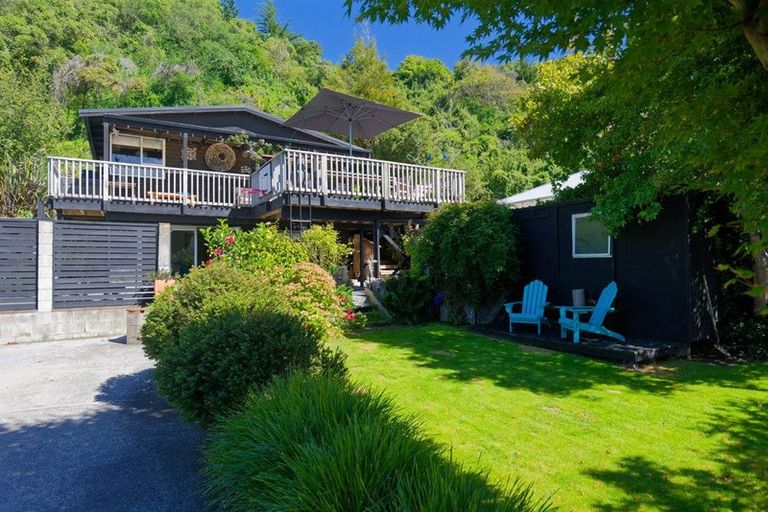 Photo of property in 50 Torquay Street, Kaikoura, 7300