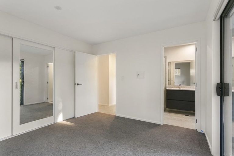 Photo of property in 3 Maraeariki Avenue, Orewa, 0931