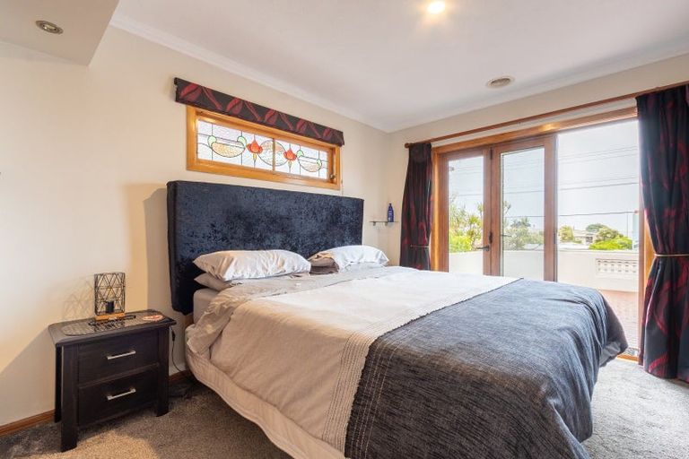 Photo of property in 117 Seaview Road, Paraparaumu Beach, Paraparaumu, 5032