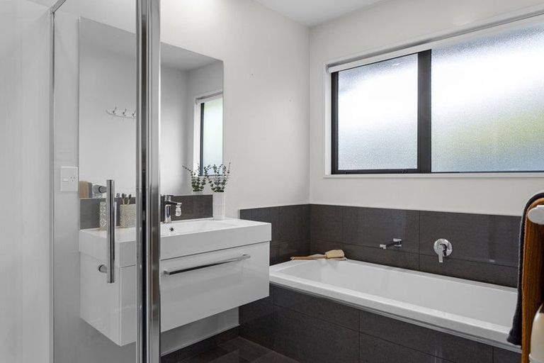 Photo of property in 19 Epsom Drive, Rangiora, 7400