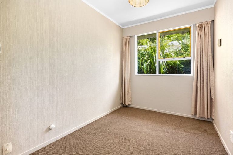 Photo of property in 8 Halyard Place, Whitby, Porirua, 5024