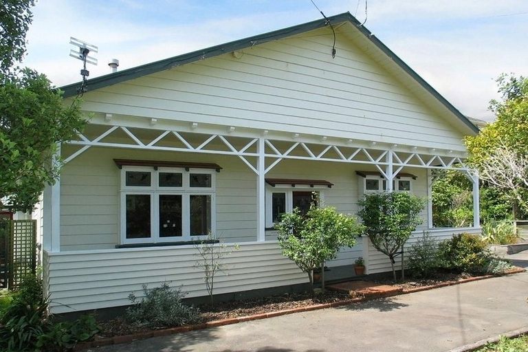 Photo of property in 74 Standen Street, Karori, Wellington, 6012
