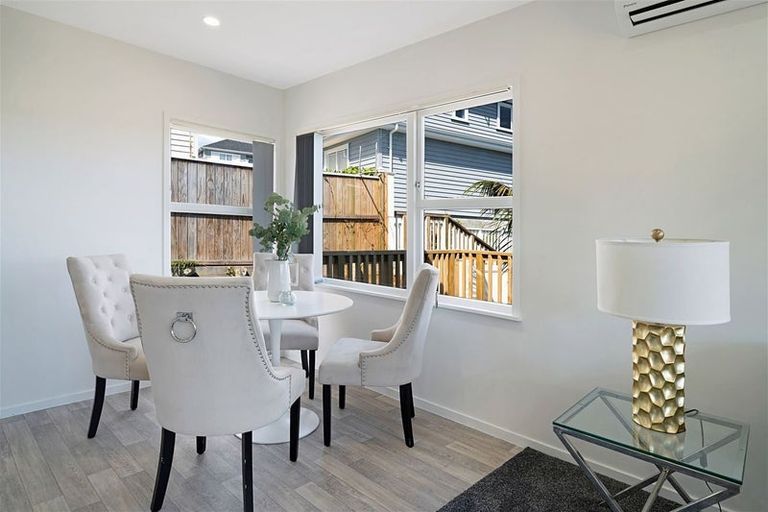 Photo of property in 65 Hetherington Road, Ranui, Auckland, 0612