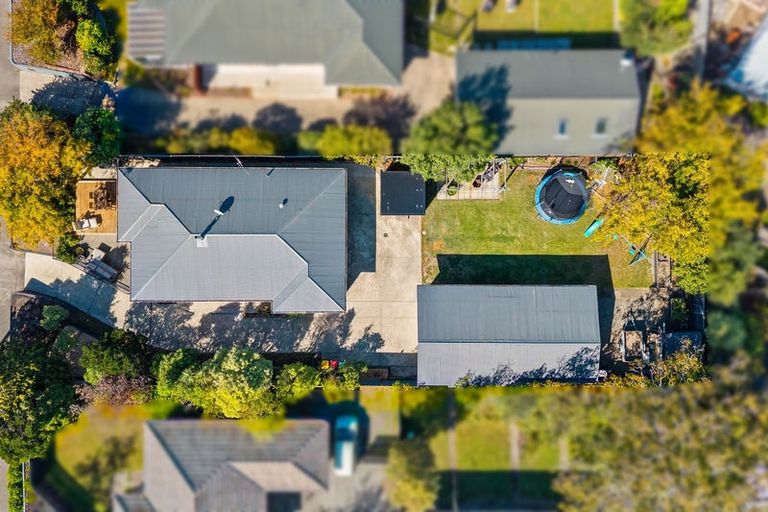 Photo of property in 241 Lake Terrace Road, Shirley, Christchurch, 8061