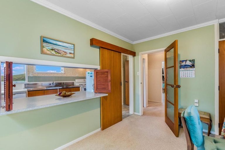 Photo of property in 40 Spinnaker Drive, Whitby, Porirua, 5024