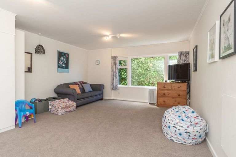 Photo of property in 3 Puketiro Avenue, Northland, Wellington, 6012