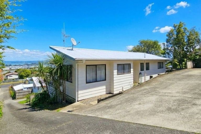 Photo of property in 35 Eureka Place, Parahaki, Whangarei, 0112