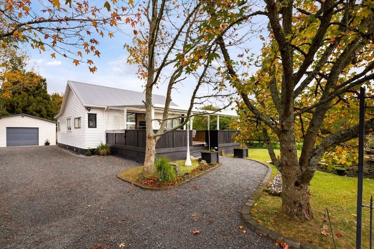 Photo of property in 16 Dale Road, Whenuapai, Auckland, 0618