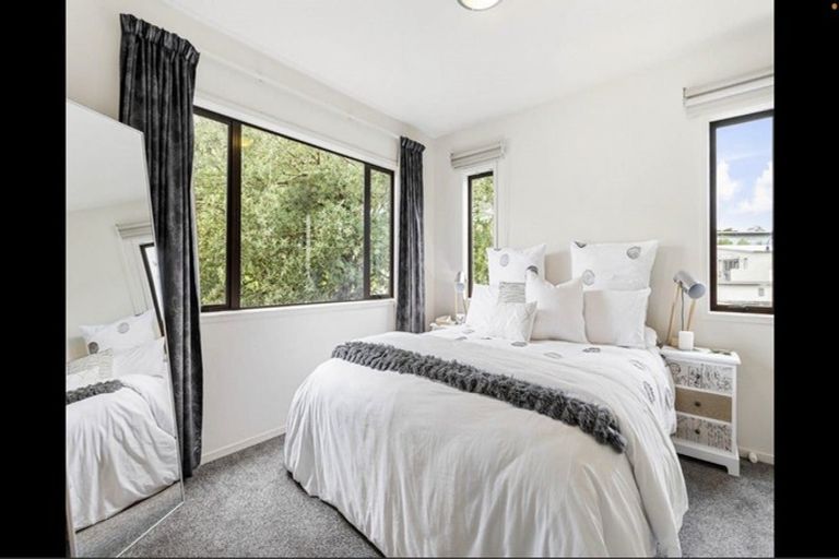 Photo of property in The Grange, 63/92 Bush Road, Albany, Auckland, 0632