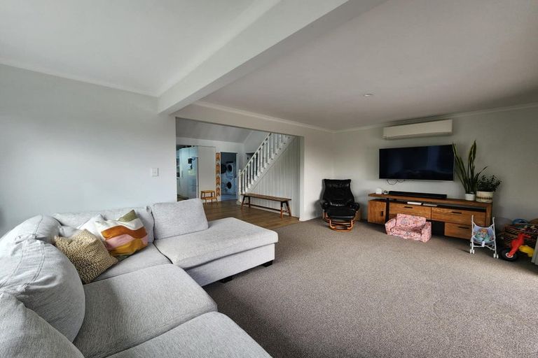 Photo of property in 136 Wairau Road, Oakura, New Plymouth, 4374