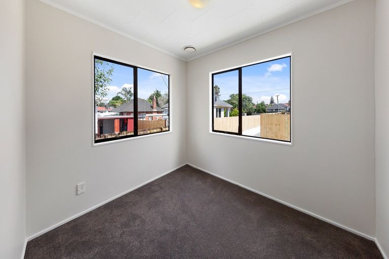 Photo of property in 17 Ballance Avenue, Papatoetoe, Auckland, 2104