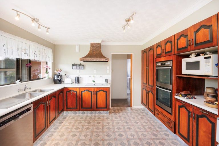 Photo of property in 135 Amberley Avenue, Highbury, Palmerston North, 4412