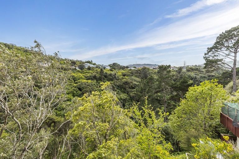Photo of property in 18 Blackbridge Road, Wadestown, Wellington, 6012