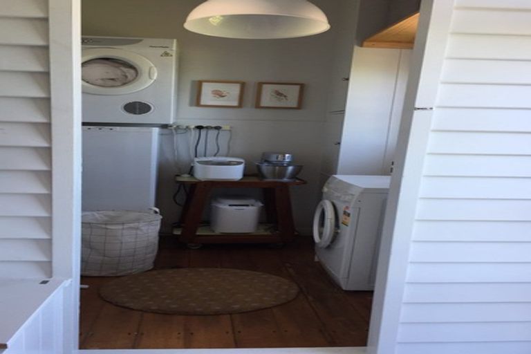 Photo of property in 12 Raumati Terrace, Khandallah, Wellington, 6035