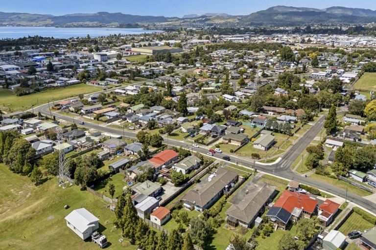 Photo of property in 25a Fairview Road, Western Heights, Rotorua, 3015