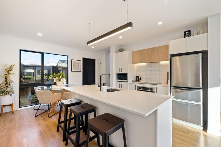 Photo of property in 13 Koral Lane, Broomfield, Christchurch, 8042