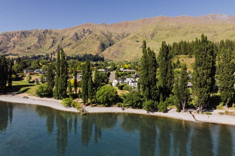 Photo of property in 29 Morrows Mead, Wanaka, 9305