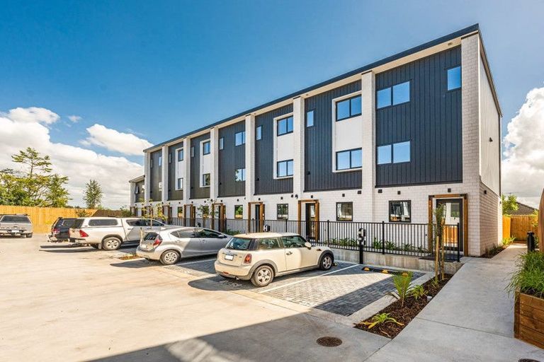 Photo of property in 5/59 Matipo Road, Te Atatu Peninsula, Auckland, 0610