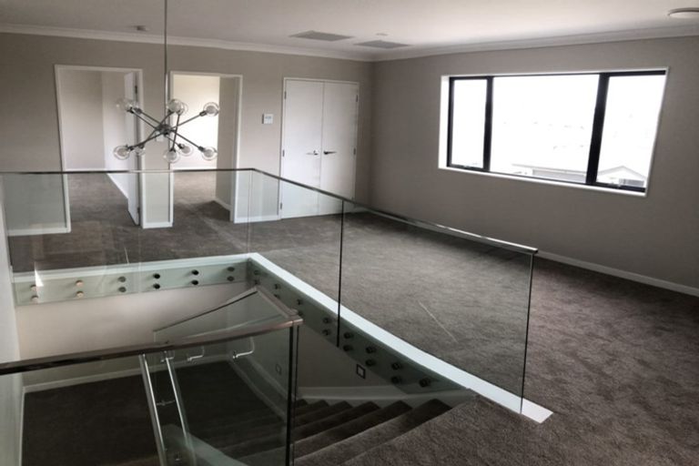 Photo of property in 63 Harvest Avenue, Orewa, 0931