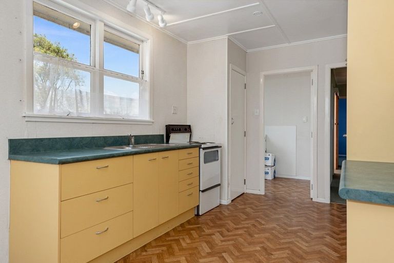 Photo of property in 25 Sundown Crescent, Melville, Hamilton, 3206