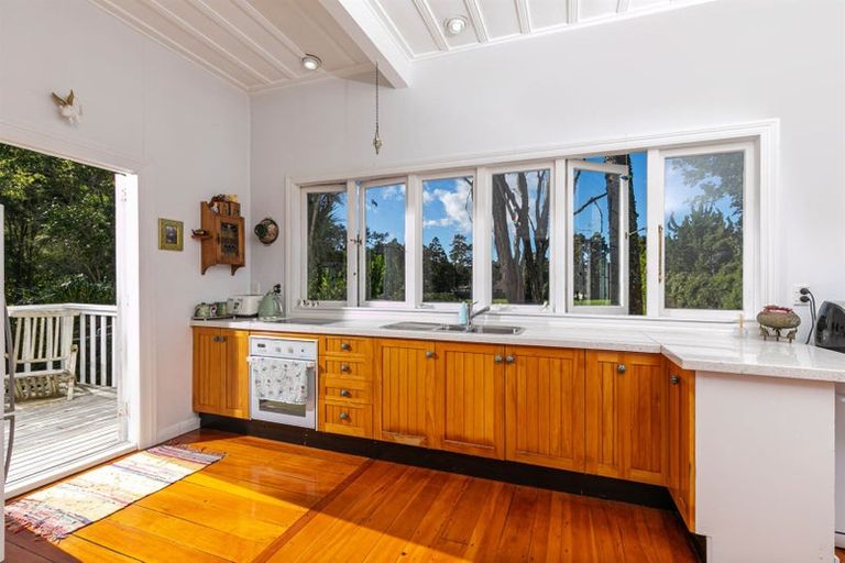 Photo of property in 26 Woodside Road, Massey, Auckland, 0614