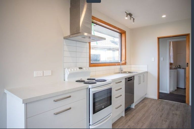 Photo of property in 17 Skerten Avenue, Hornby, Christchurch, 8042