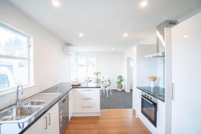 Photo of property in 5 Sefton Avenue, Highbury, Palmerston North, 4412