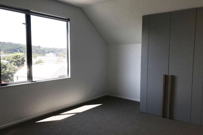 Photo of property in 383 Adelaide Road, Newtown, Wellington, 6021