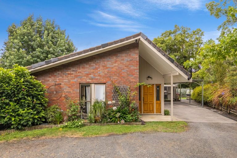 Photo of property in 253 Whitford Road, Shamrock Park, Howick, 2571