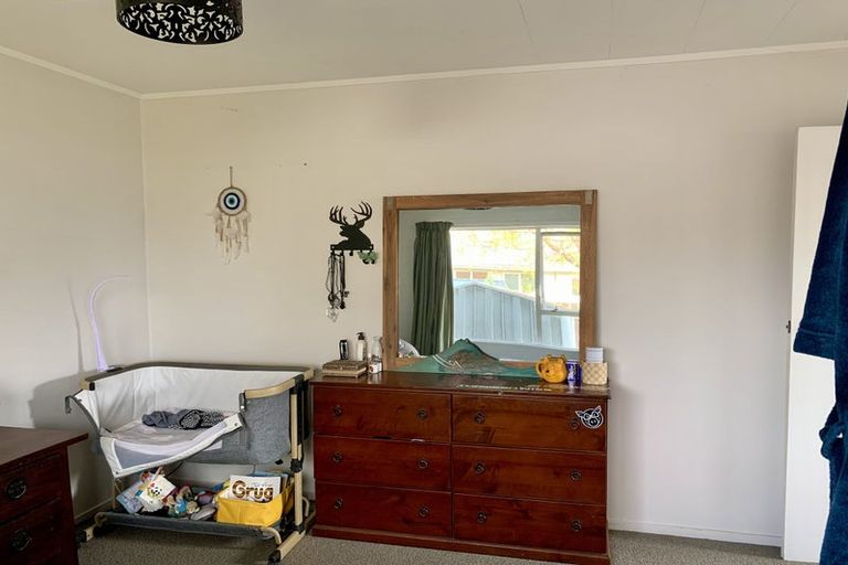 Photo of property in 50b Hartford Crescent, Totara Park, Upper Hutt, 5018