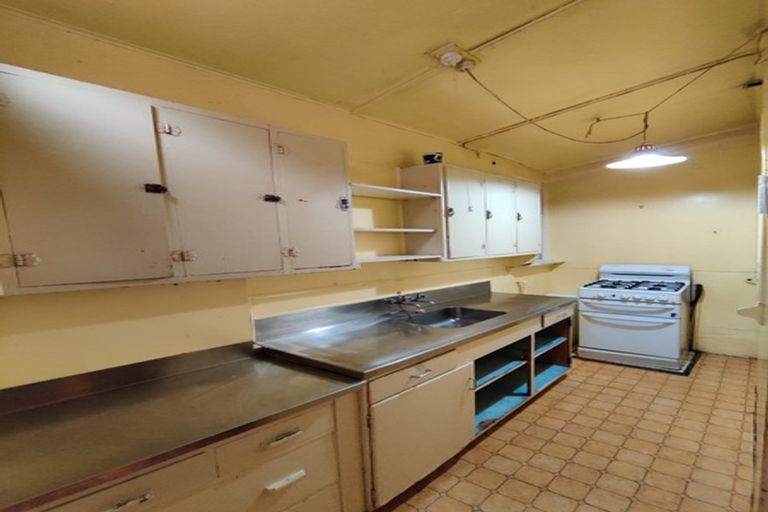 Photo of property in 135 Wallace Street, Mount Cook, Wellington, 6021