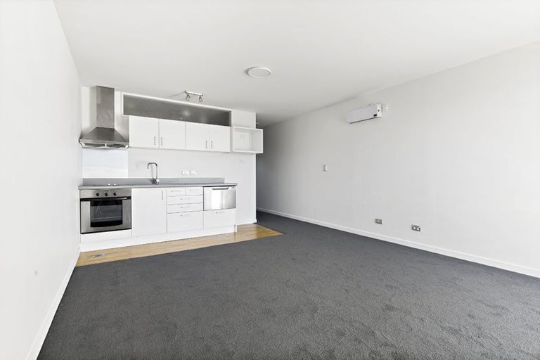 Photo of property in 8/20 Stanmore Road, Phillipstown, Christchurch, 8011