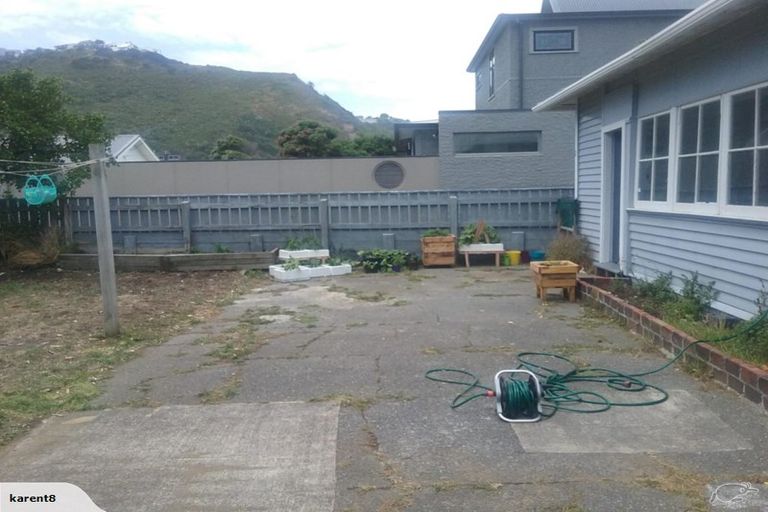 Photo of property in 22 Reef Street, Island Bay, Wellington, 6023