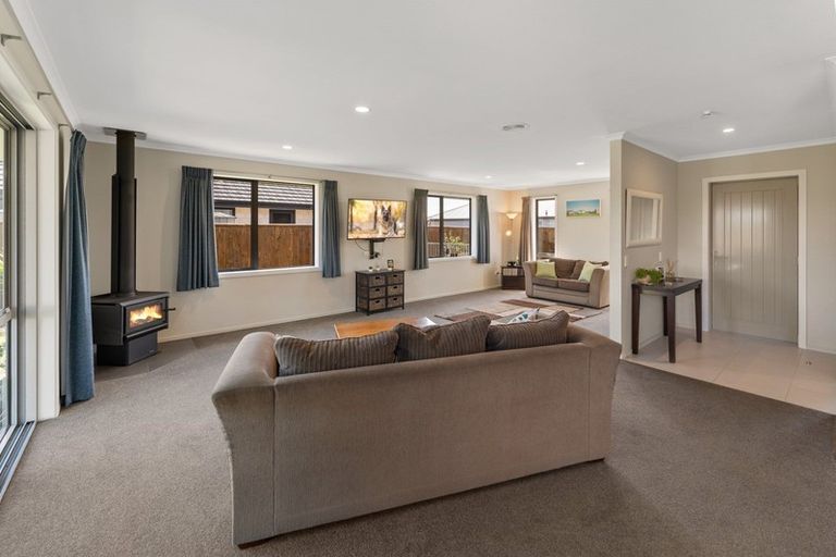 Photo of property in 14 Mary Newton Place, Brightwater, 7022