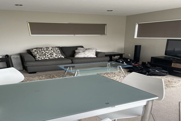 Photo of property in 15 Pinelands Avenue, Seatoun, Wellington, 6022