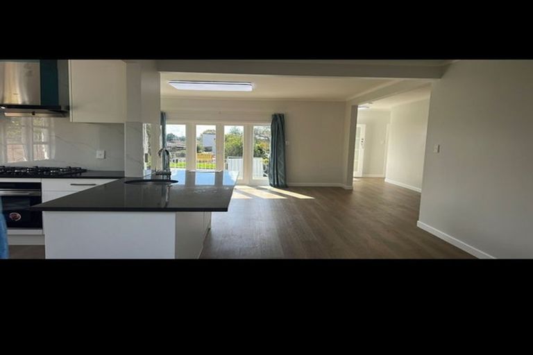 Photo of property in 46 Miro Street, New Lynn, Auckland, 0600